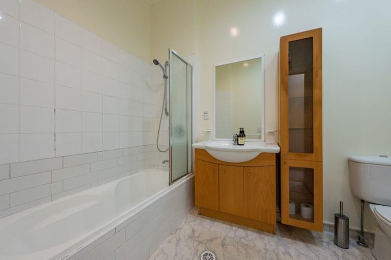 Photo of property in 9/5 Malcolm Lane, Thorndon, Wellington, 6011