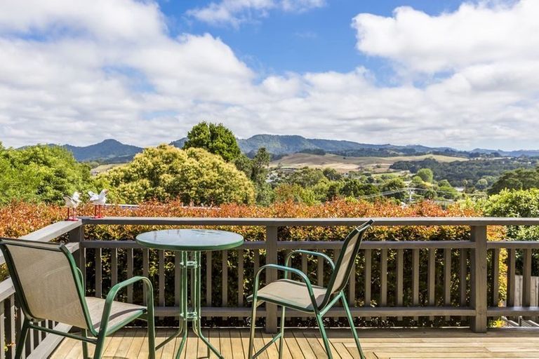 Photo of property in 10 View Road, Warkworth, 0910