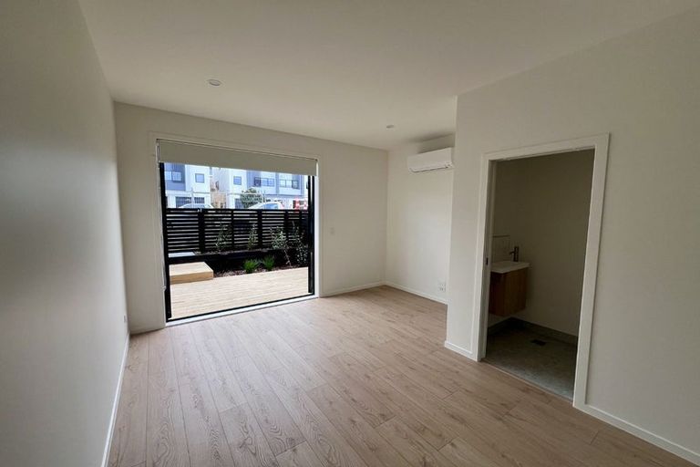 Photo of property in 5/21 Makomako Drive, Orewa, 0931