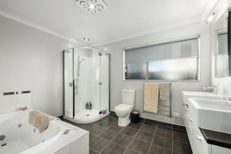 Photo of property in 20 Ranfurly Street, Trentham, Upper Hutt, 5018