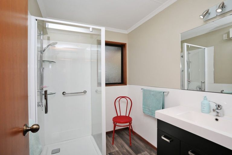 Photo of property in 1 Munro Street, Waikiwi, Invercargill, 9810