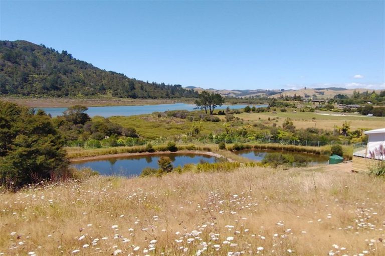 Photo of property in 139 Rangituia Street, Whangamata, 3691