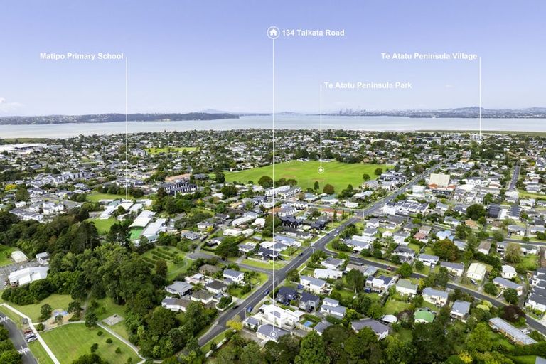 Photo of property in 134 Taikata Road, Te Atatu Peninsula, Auckland, 0610