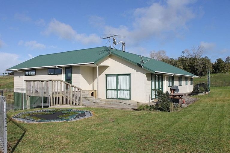 Photo of property in 40 Ariels Lane, Paparoa, Maungaturoto, 0583