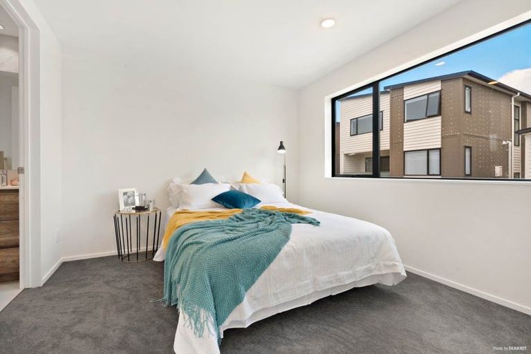 Photo of property in 21a Roseberry Avenue, Birkenhead, Auckland, 0626