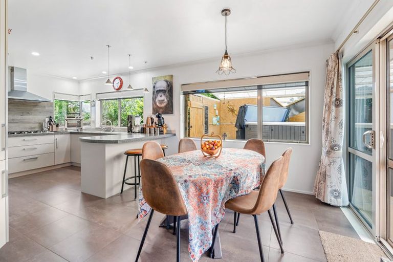 Photo of property in 14 Lowburn Avenue, Waipu, 0510