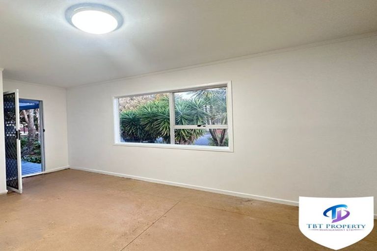 Photo of property in 17 Bluewater Place, Wattle Downs, Auckland, 2103