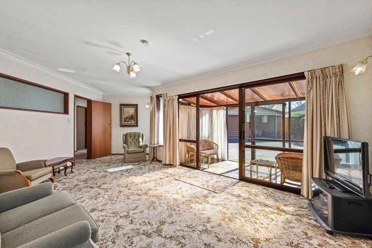 Photo of property in 24 Elvira Court, Bishopdale, Christchurch, 8053