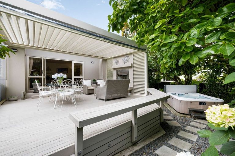 Photo of property in 67 Rototuna Road, Rototuna, Hamilton, 3210