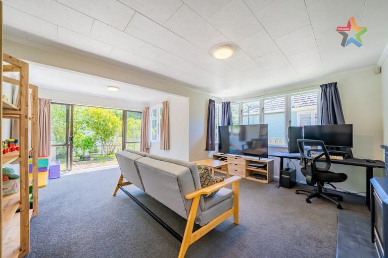 Photo of property in 43 Fleet Street, Naenae, Lower Hutt, 5011