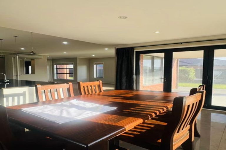 Photo of property in 46 Westpark Drive, Burnside, Christchurch, 8053