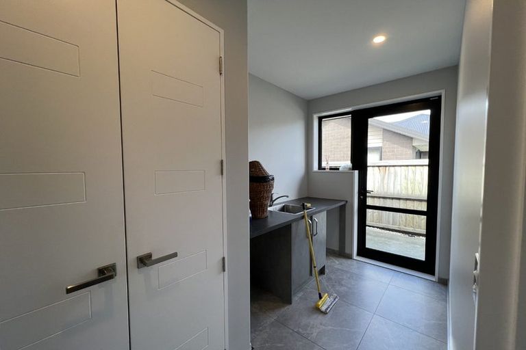 Photo of property in 32 Four Peaks Drive, Wigram, Christchurch, 8025