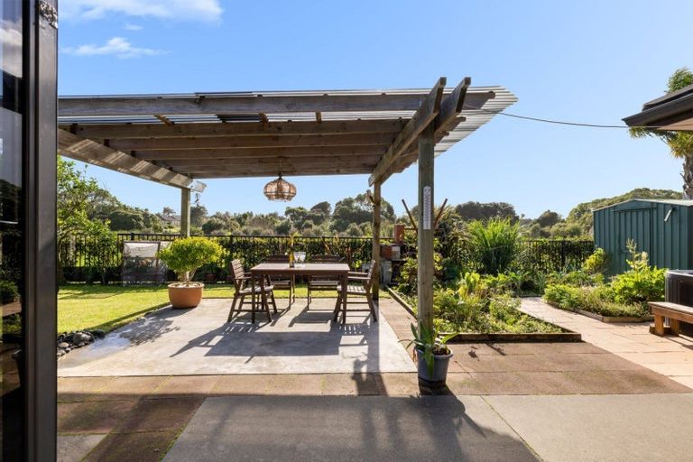 Photo of property in 34 Carrington Drive, Papamoa Beach, Papamoa, 3118