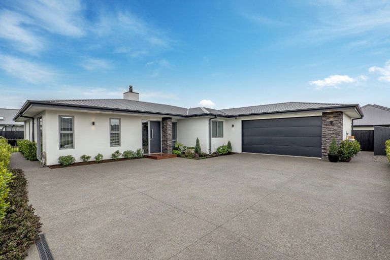 Photo of property in 19 Rothwell Drive, Rolleston, 7615