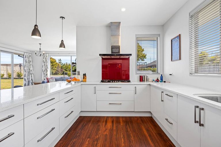 Photo of property in 54 Steadman Road, Broomfield, Christchurch, 8042