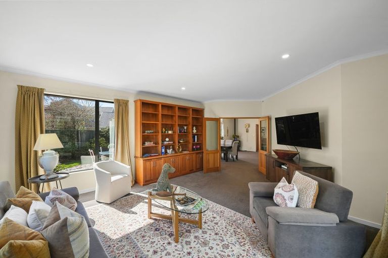 Photo of property in 14 Regent's Park Drive, Casebrook, Christchurch, 8051