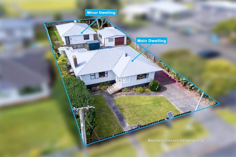 Photo of property in 50 Barrys Road, Glendene, Auckland, 0602