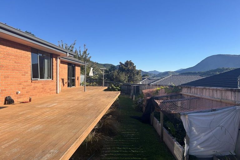 Photo of property in 5 Bell Bird Rise, Picton, 7220