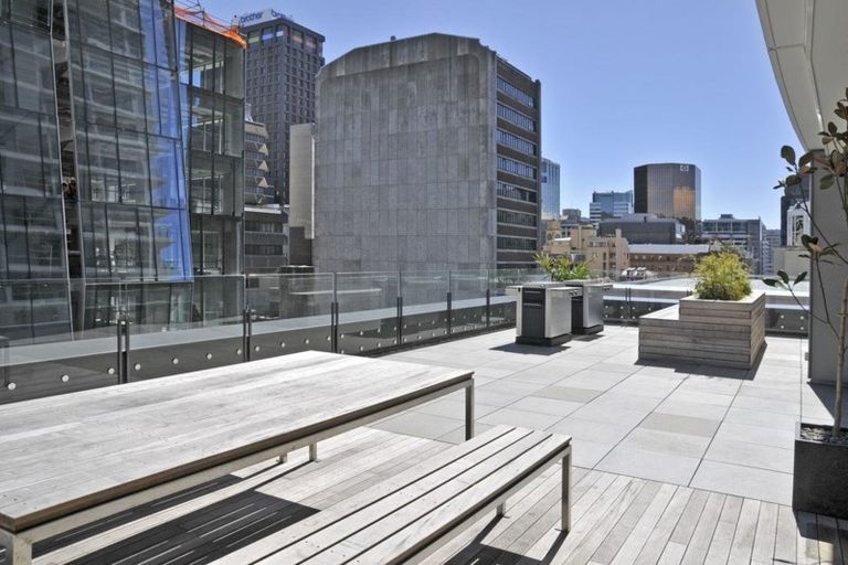 Photo of property in 9 Chews Lane, Wellington Central, Wellington, 6011