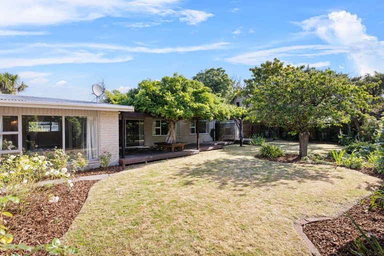 Photo of property in 25b Ilam Road, Upper Riccarton, Christchurch, 8041