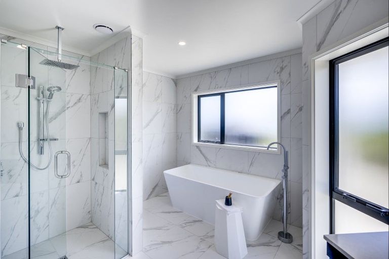 Photo of property in 53 Lopdell Lane, Eskdale, Napier, 4182