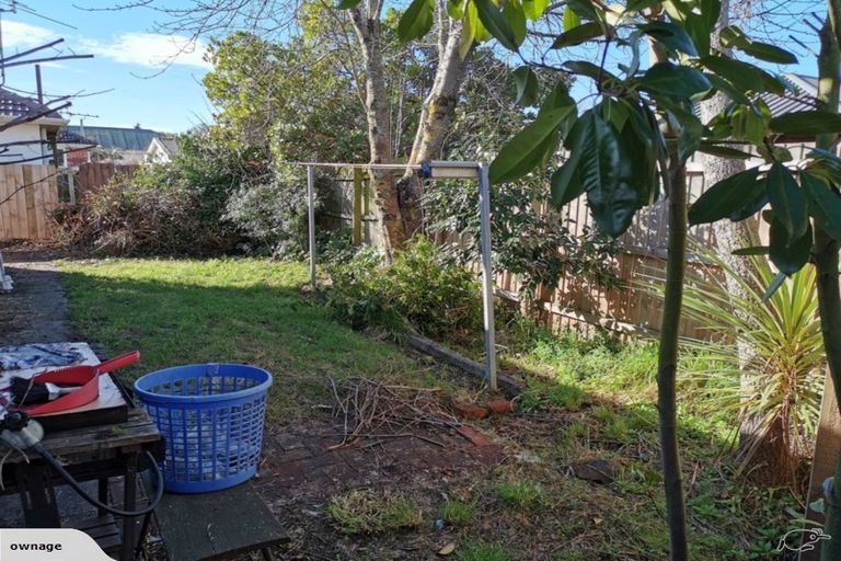 Photo of property in 300 Withells Road, Avonhead, Christchurch, 8042