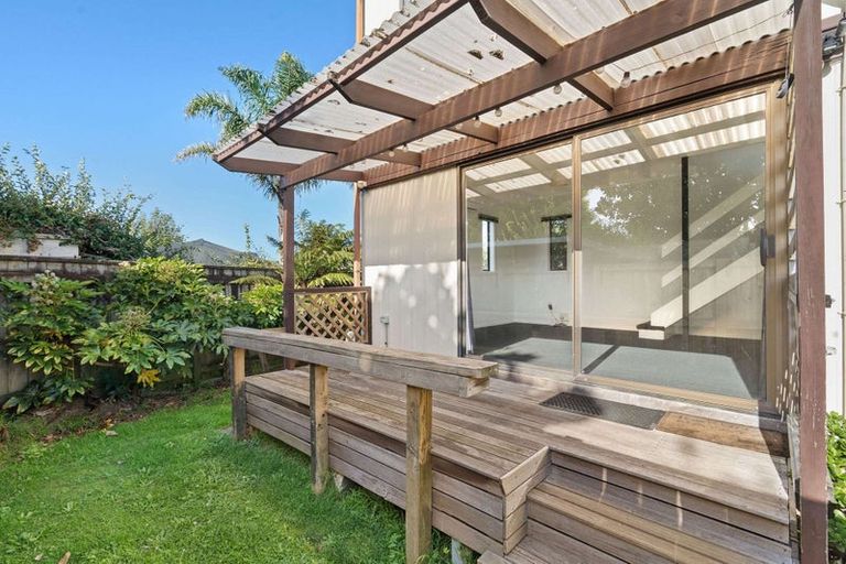 Photo of property in 2/506 Devonport Road, Tauranga South, Tauranga, 3112