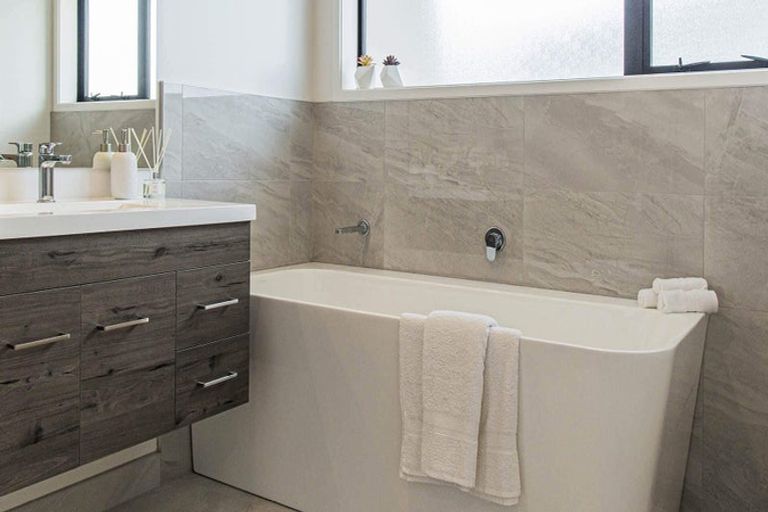 Photo of property in 13 Silvereye Street, Halswell, 8025