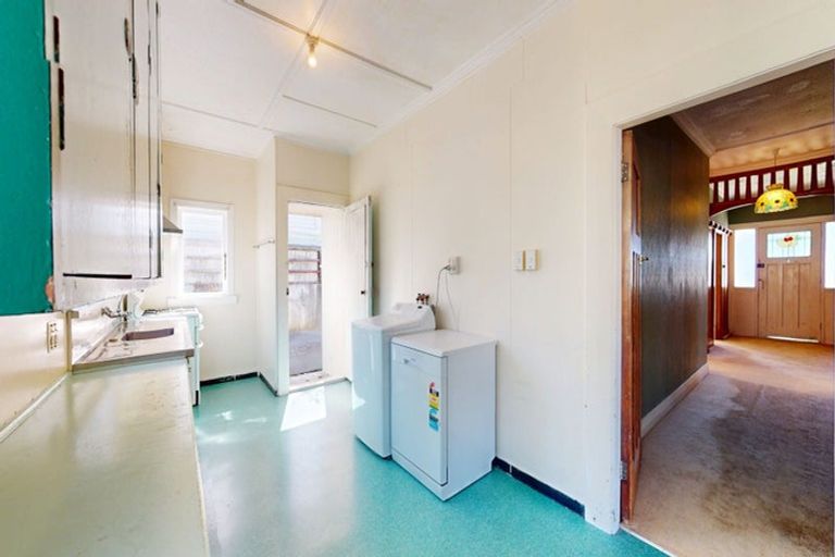 Photo of property in 9 Akatea Street, Berhampore, Wellington, 6023