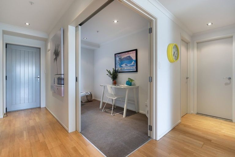 Photo of property in Algarve Apartments, 102/332 Maunganui Road, Mount Maunganui, 3116