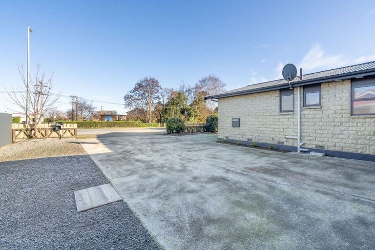 Photo of property in 143 Great North Road, Winton, 9720