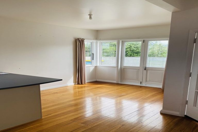 Photo of property in 73a Waiuta Street, Titahi Bay, Porirua, 5022