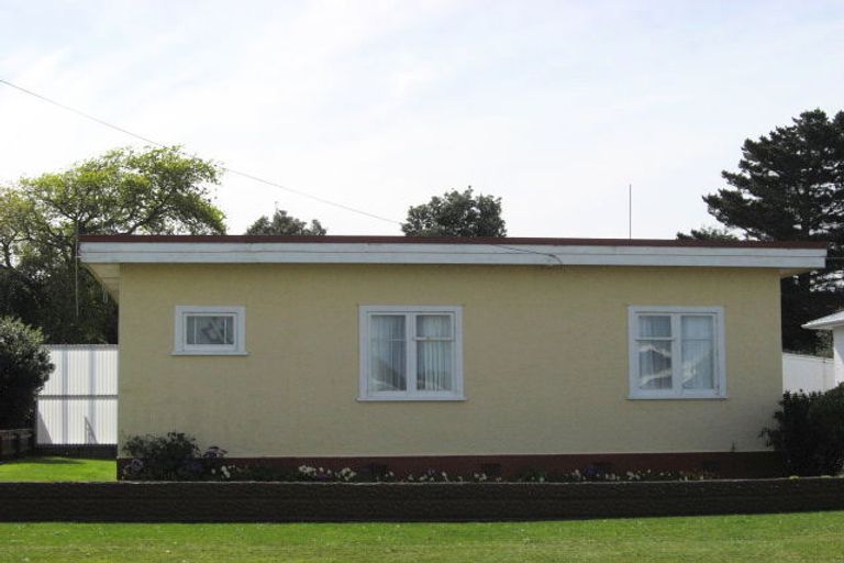 Photo of property in 42 Rimu Street, Gonville, Whanganui, 4501