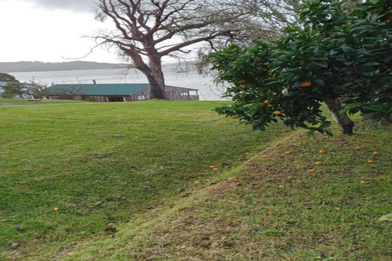 Photo of property in 15 Clendon Esplanade, Rawene, Kaikohe, 0473