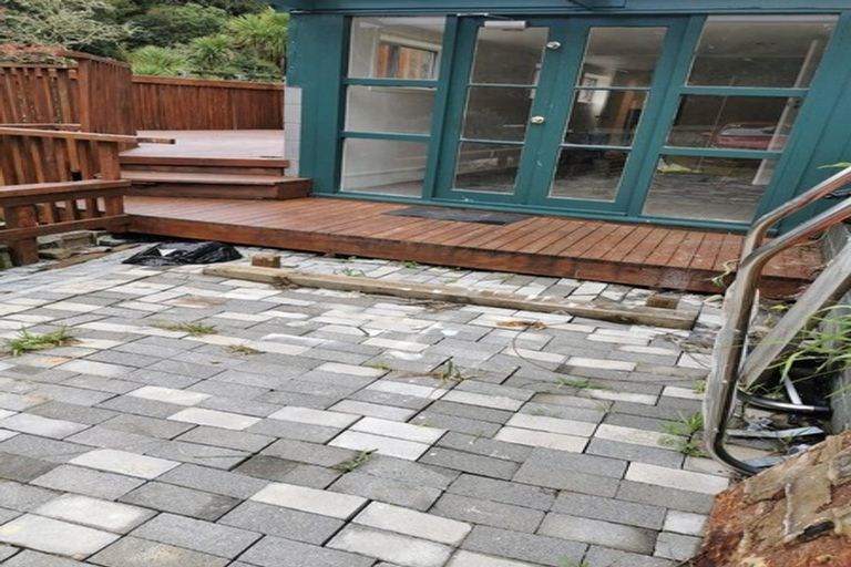 Photo of property in 16 Beeche Place, Birkdale, Auckland, 0626