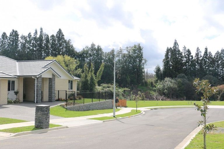 Photo of property in 14 Layla Place, Katikati, 3178