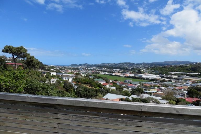 Photo of property in 106 Totara Road, Miramar, Wellington, 6022