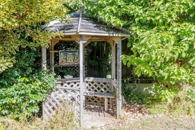 Photo of property in 22 Sunset Terrace, Waikanae Beach, Waikanae, 5036