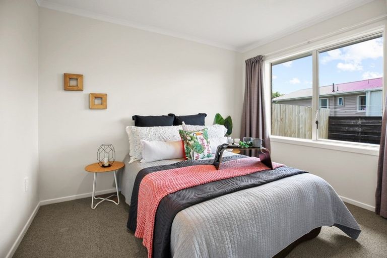 Photo of property in 68 English Street, St Andrews, Hamilton, 3200