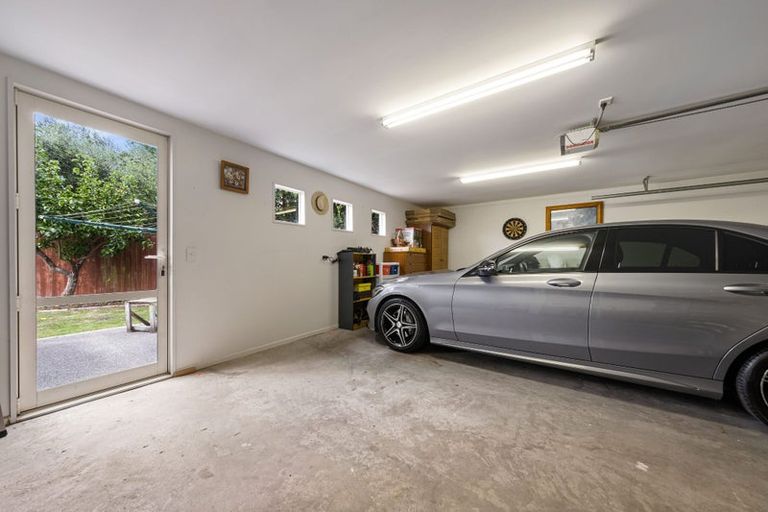 Photo of property in 9 Evergreen Place, Parklands, Christchurch, 8083