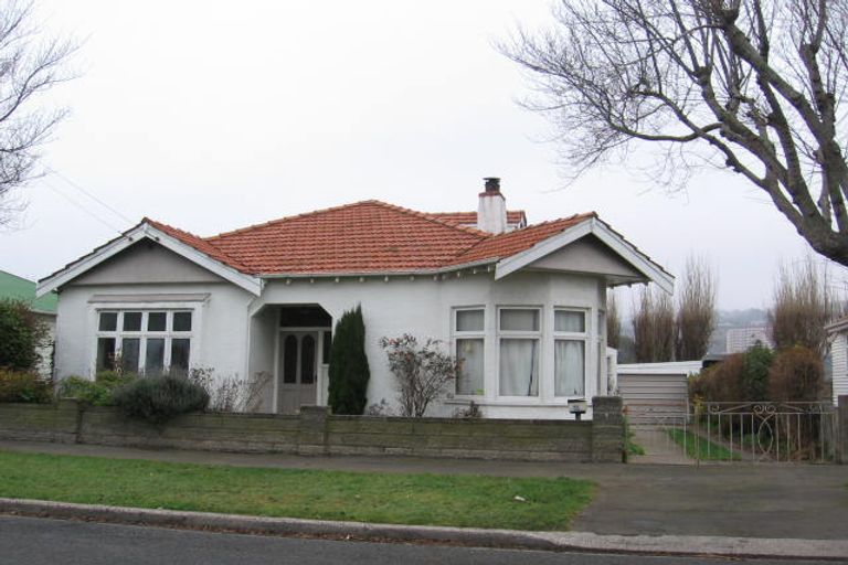 Photo of property in 33 Kirkcaldy Street, South Dunedin, Dunedin, 9012