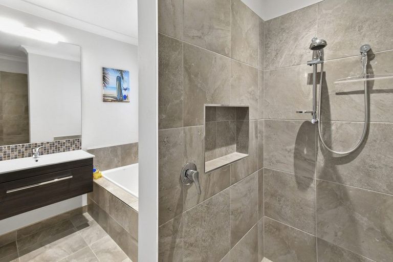 Photo of property in 7 Glenkirk Crescent, Pokeno, 2402