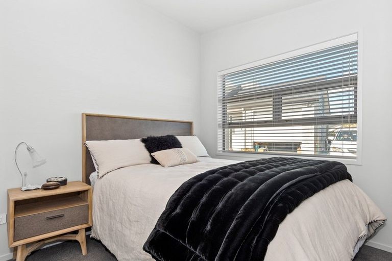 Photo of property in 33 Foley Grove, Pyes Pa, Tauranga, 3110