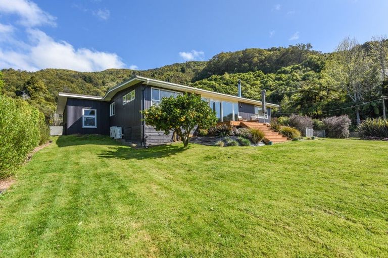 Photo of property in 50 Moenui Road, Havelock, Picton, 7281