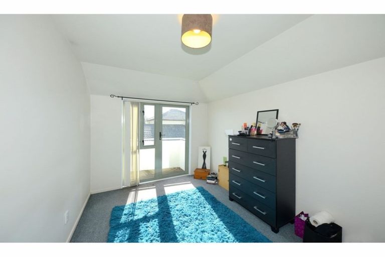 Photo of property in 2/64a Alexandra Street, Richmond, Christchurch, 8013