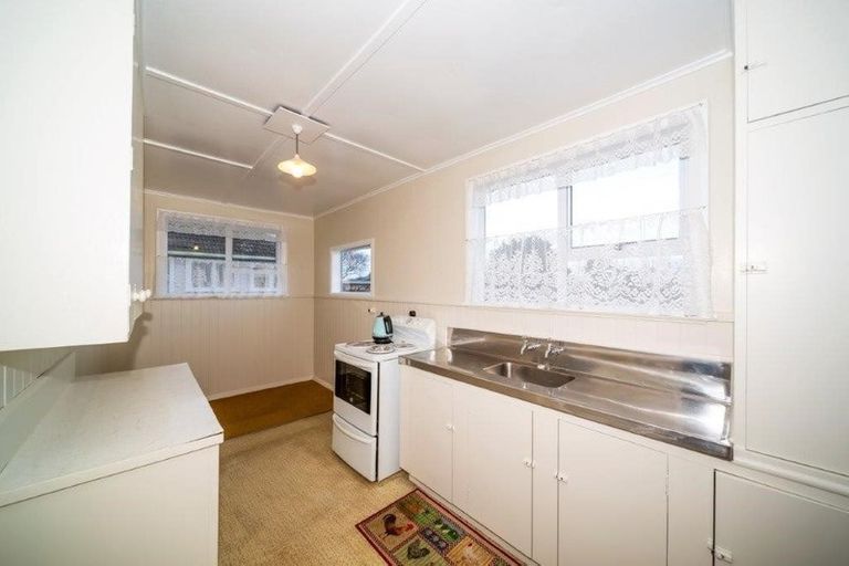 Photo of property in 6 Laurent Vc Street, Hawera, 4610