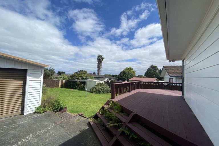 Photo of property in 127 Finlayson Avenue, Clendon Park, Auckland, 2103
