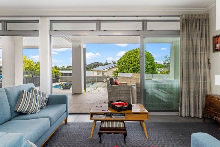 Photo of property in 34 Lake Crescent, Hamilton Lake, Hamilton, 3204