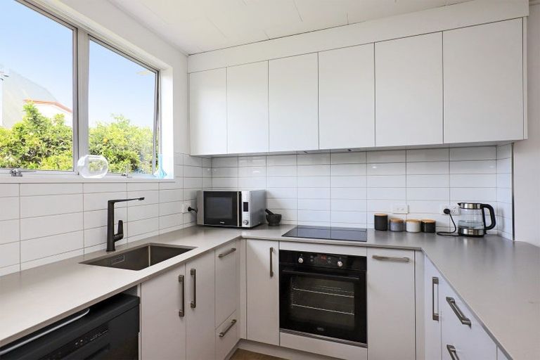 Photo of property in 3 Laurent Place, Greenmeadows, Napier, 4112