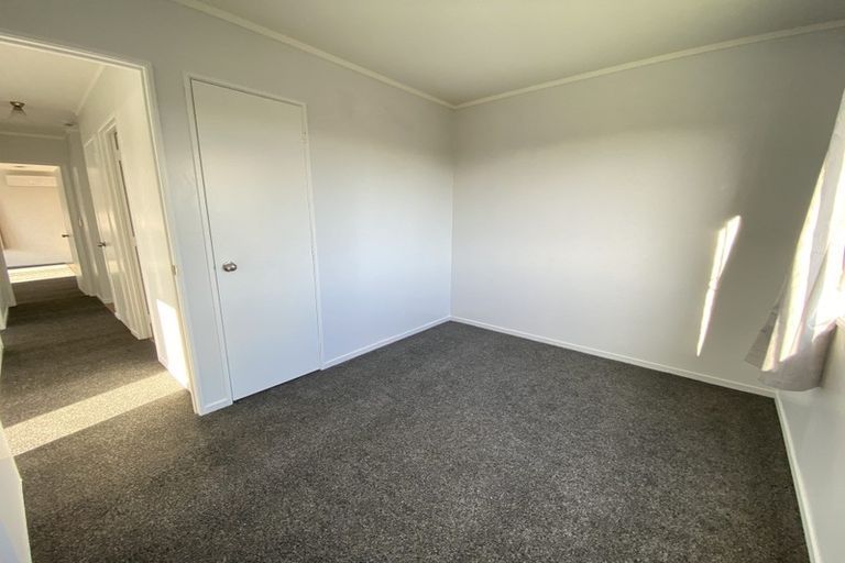 Photo of property in 6/17a Idesia Place, Totara Heights, Auckland, 2105